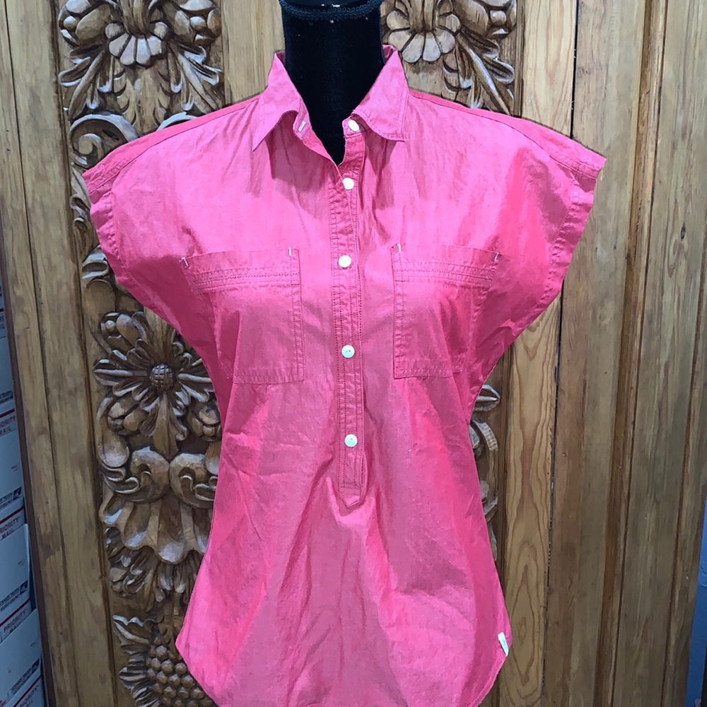 EUC Woolrich lobster red small top